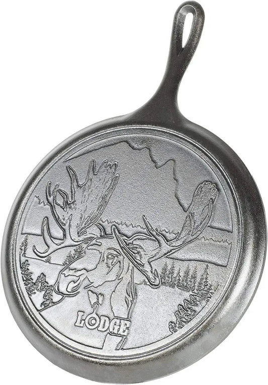 Lodge Żeliwna Patelnia z Motywem Przyrody, 26,7 cm, Czarna